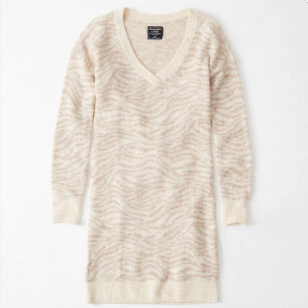 NWT Abercrombie & Fitch Animal Print Sweater Dress